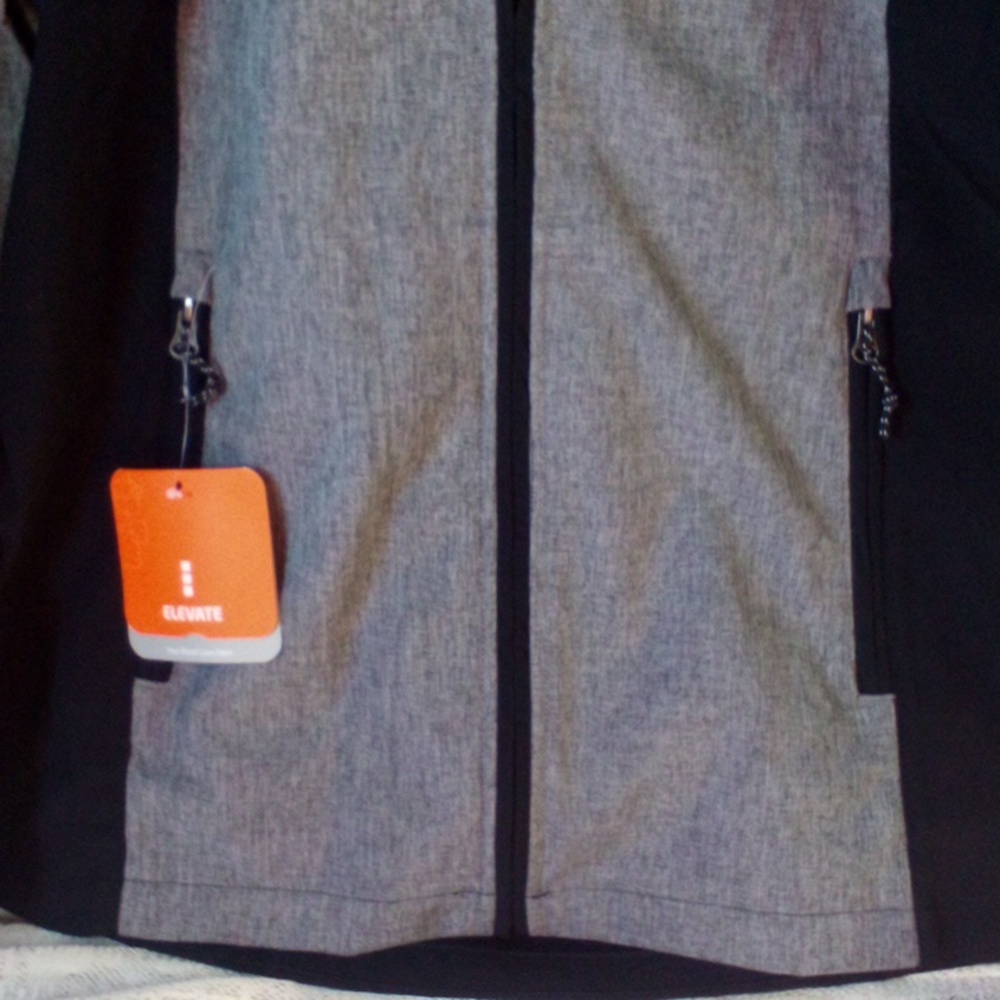 NWT🧥 Elevate Women's Jacket - Picture 7 of 15